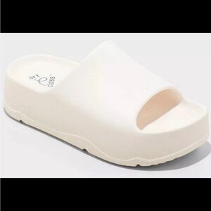 Girls' Edie Slide Broad Instep D Toe Open Platform Sandals Art Class